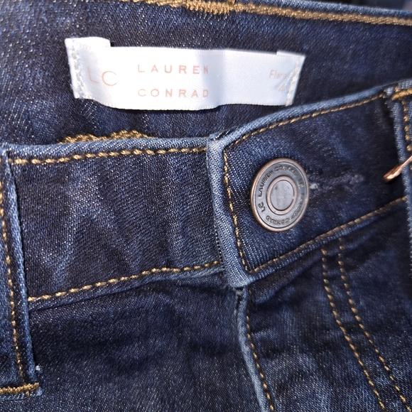 LC Lauren Conrad NEW Super High-Rise Flare Jeans - Size 4 - Picture 6 of 8